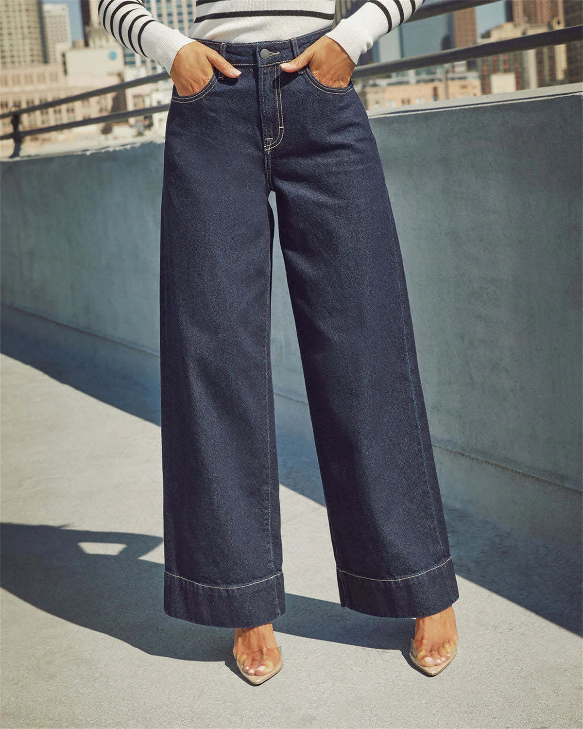 Chic Office Jeans